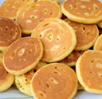 Mini panquecas deliciosas super rápido fácil  de fazr