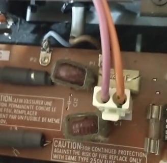 DX9 to DX7 Cracked Failed Capacitor 1