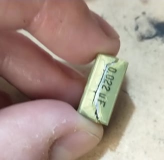 DX9 to DX7 Cracked Failed Capacitor 2