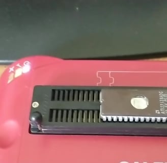 DX9 to DX7 Eprom placed in programmer