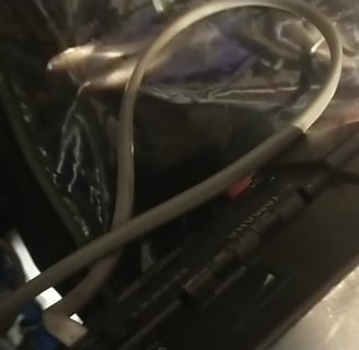 DX9 to DX7 Lid Screw 2