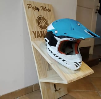 porte casque moto personnalisable