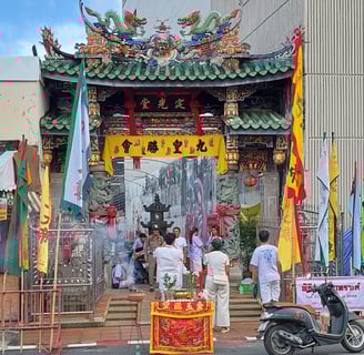 saeng tham shrine phuket town vegetarian festival