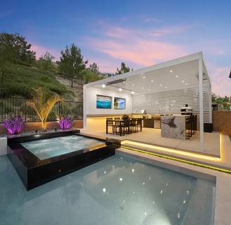 San Mateo luxury pool with integrated spa, LED lighting, and premium materials
