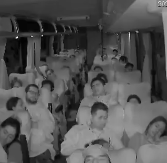 ¡Gobierno de Noboa Fracasa con el Plan Fénix! Asalto a Bus en la Carretera de Triunfo-Bucay