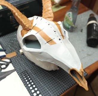 add details to yout mask out of Worbla and EVA