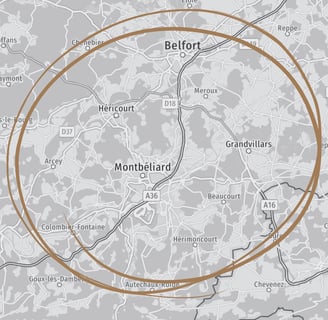 Carte mettant en avant la zone d’intervention du couvreur autour de Montbéliard, Belfort, Héricourt et Grandvillars, pour tou