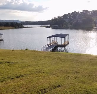 Boat house dock Cleaning in Morristown, Tn 37813 37814 near me by Bobs Pressure Washing LLC in Bulls Gap, Tn 37711 31