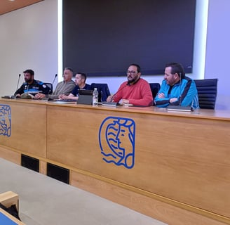 Asamblea general de trabajadores en la Autoridad Portuaria de Cádiz