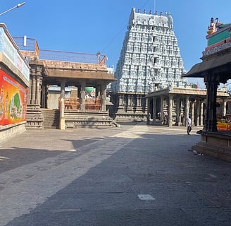 white gopuram thiruvananmalai temple