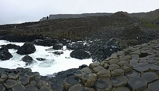 Giant’s Causeway – UNESCO World Heritage Site with unique basalt columns on Northern Ireland’s coast