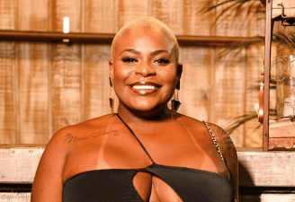 a woman with a very big breasty breasty breasty jojo todinho