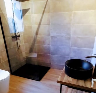 Rénovation d une Salle de bain au complet lieu Isolella Corse du Sud