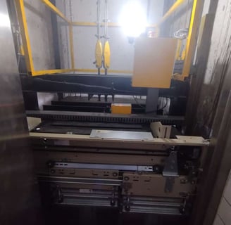 a machine that is sitting on a table