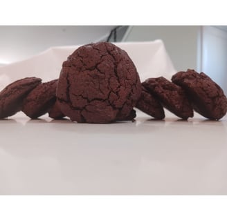 Mouth watering chocolate oat cookies with no artificial ingredients.