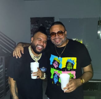 Dimelo Flow (Latin Pop & Reggaeton Producer)