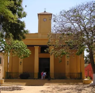 Eglise Saint-Charles-Borromée de Gorée l'ile aux exclaves