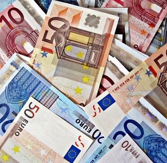 billets euro by TaxRebate.org.uk