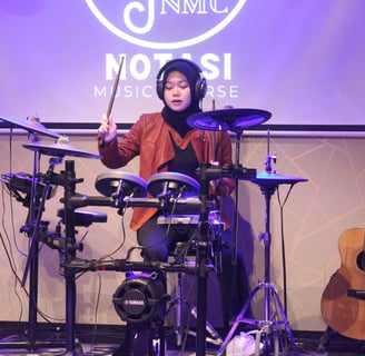 Salah Satu Murid Drum dari Notasi Music Course Kursus Musik Privat di Kendal