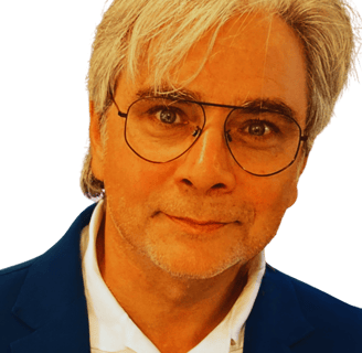 image de face Bertrand Charpilloz, fondateur et dirigeant de CCA Studio, communication de marque