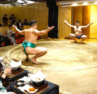 culture tokyo Spectacle de Sumo avec Hot Pot de Poulet et une photo