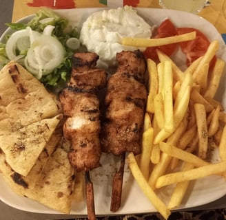 Griechisches Essen bei Taverna Sapori Greci