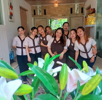 Nusa Dua Spa well trained Spa Terapist for best Massage in Nusa Dua