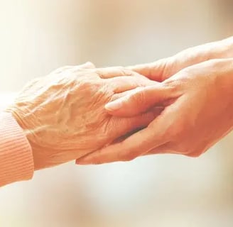 main-entraide-bienveillance-soutenir-aider