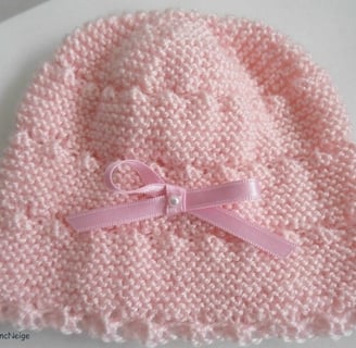 Bonnet rose modele tricot bebe fait main