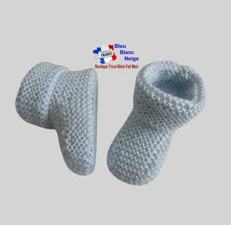 Chaussons bleus modele layette bb tricot bebe fait main