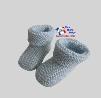 Chaussons bleus modele layette bb tricot bebe fait main