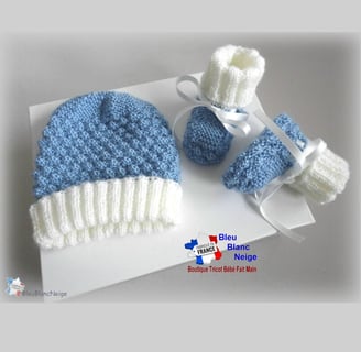 Bonnet et chaussons layette bb bleublancneige