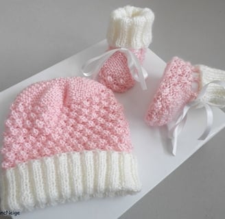 Bonnet et chaussons layette bébé bleublancneige
