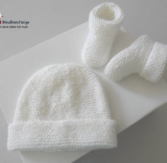 Bonnet et chaussons Lait tricot bebe laine