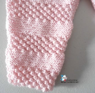 Pantalon rose bebe tricoté main