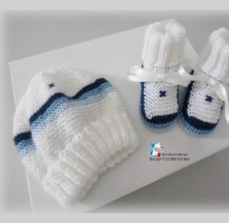 Bonnet et chaussons layette bébé tricot fait main