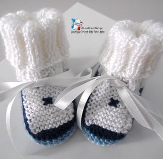 Bonnet et chaussons layette bébé tricot fait main