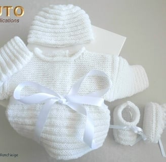 patron modele layette bb à tricoter 