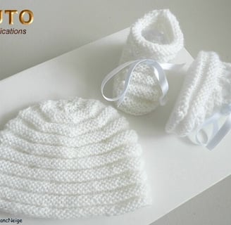 patron modele layette bb à tricoter 