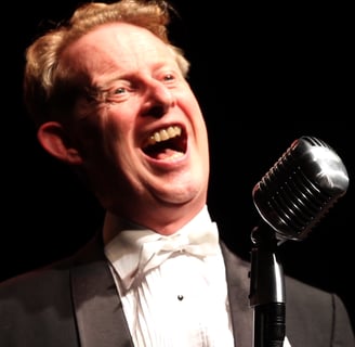 Greg Poppleton fun 1920s singer Glen Street Theatre