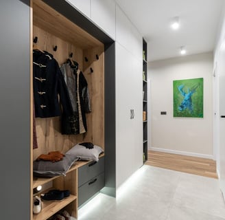 Luxury walk-in closet carpentry service in Gurugram