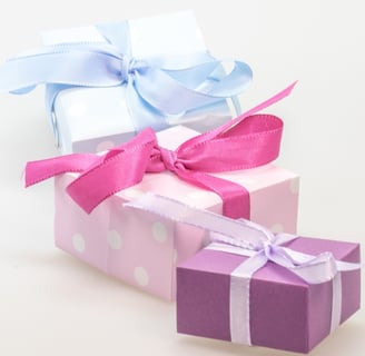 Rongzhiyue: colorful ribbons for gift wrap