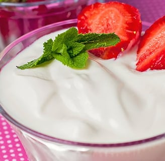 Iogurte Natural: O Superalimento Probiótico que Nutre o Corpo e Fortalece a Saúde