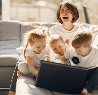 superior spender, Balancing long-term savings goals with present lifestyle needs