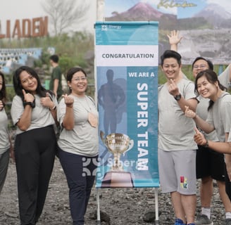 Peserta amazing race jogja menyelesaikan misi di pos terakhir