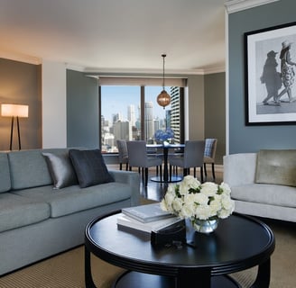 Four Seasons Hotel Sydney room