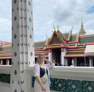 Ich in einem Tempel