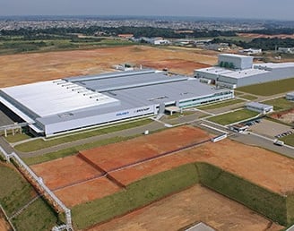 Piso de concreto reforçado com fibras