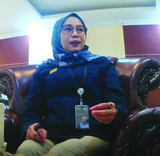 Karmila Hasmin Marunta, Pimpinan Perum Bulog Cabang Makassar