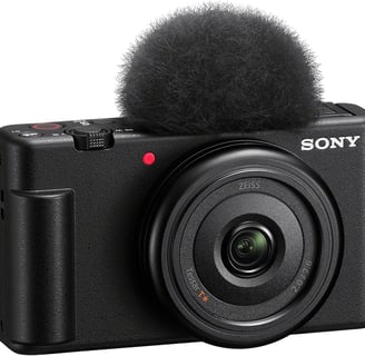 Sony ZV-1, Sensor: 1 pulgada de 20 MP, Video: 4K a 30 fps.
